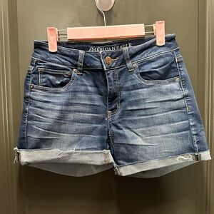 AMERICAN EAGLE jean shorts